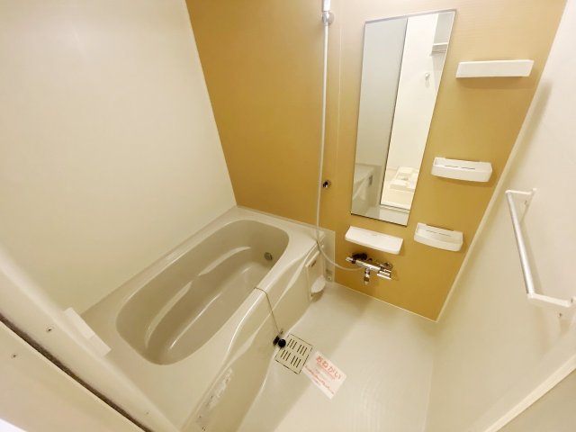 バス・シャワールーム　別号室の参考写真です。