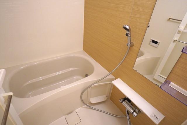 バス・シャワールーム　※写真は同タイプ住戸です。