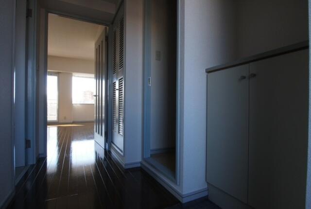 玄関　※別室参考写真