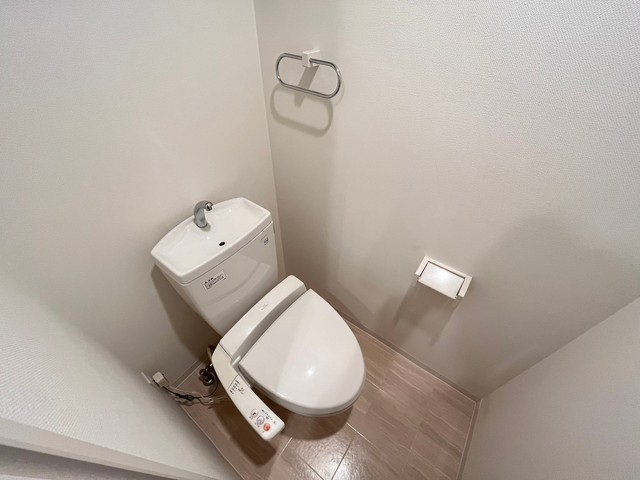 トイレ　別号室の写真