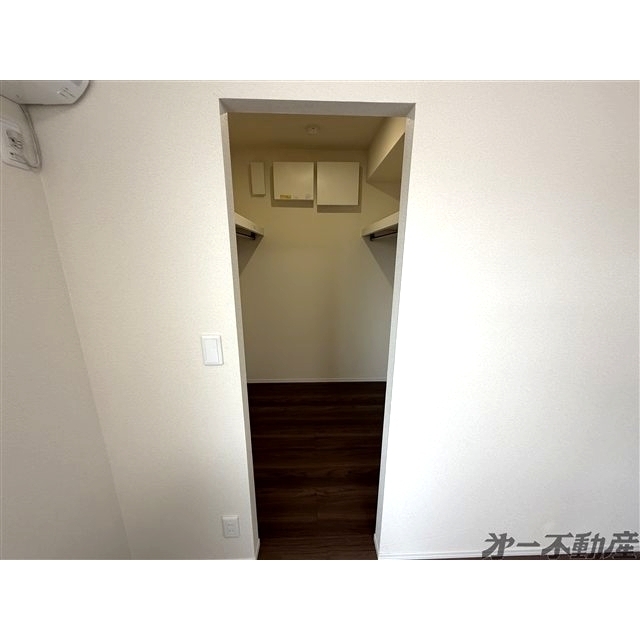 収納　ウォークインクローゼット