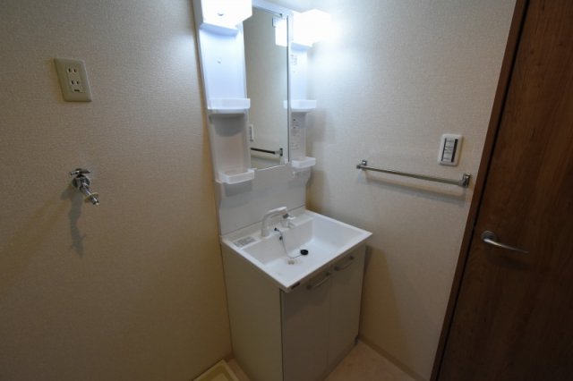 洗面設備　独立洗面化粧台付き☆