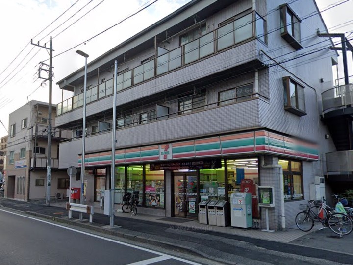 コンビニ　セブンイレブン（コンビニ）まで431m