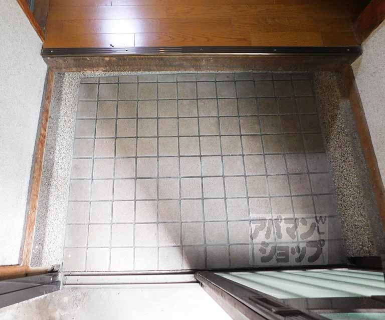 玄関　広い玄関です。