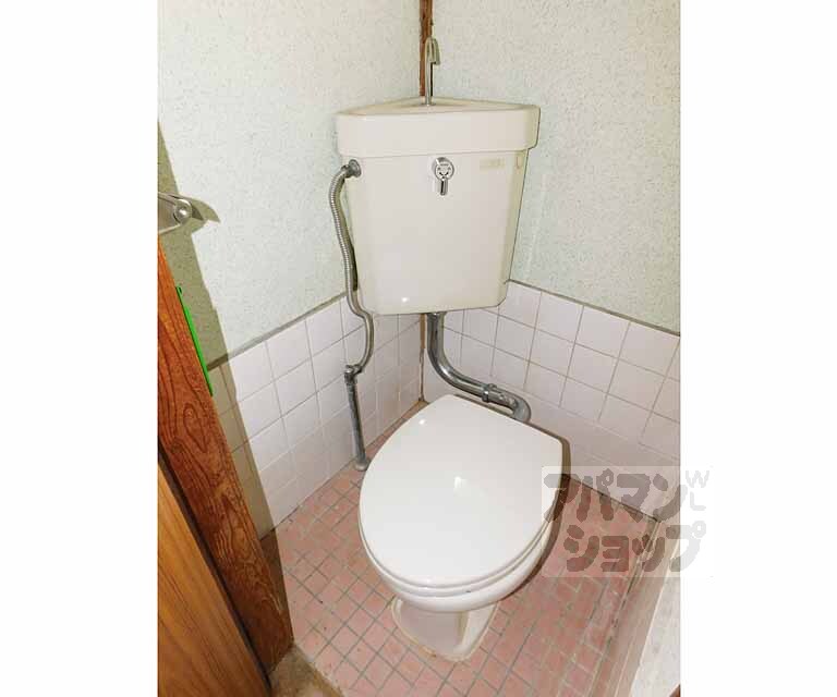 トイレ　洋式のお手洗いです。