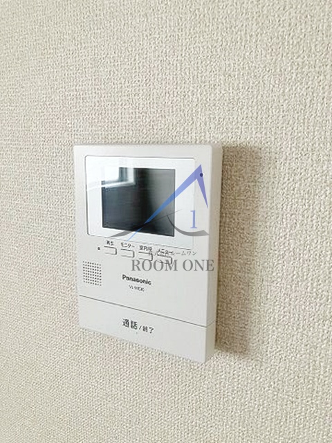 セキュリティ　モニター付きインターホンです。