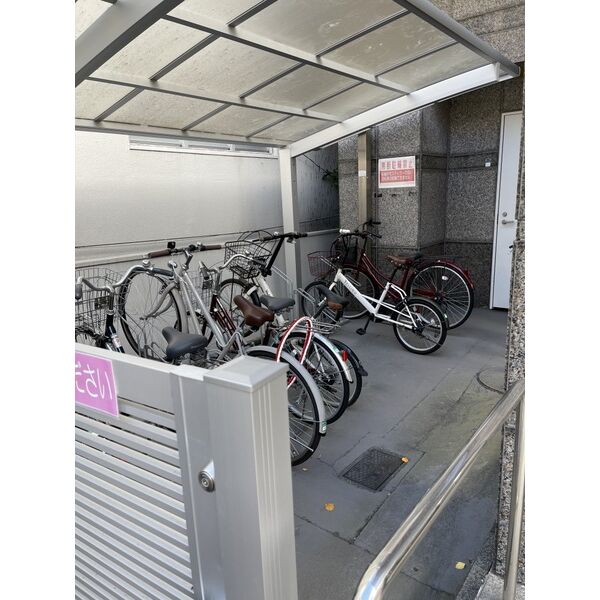 ビュークレスト大橋駅西口の外観写真