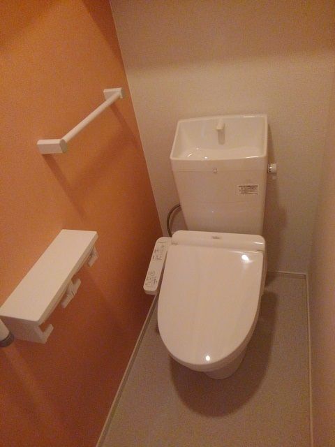 メロウ ヴィラ IIのトイレ写真
