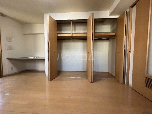 ラフィネ豊中南の内装写真