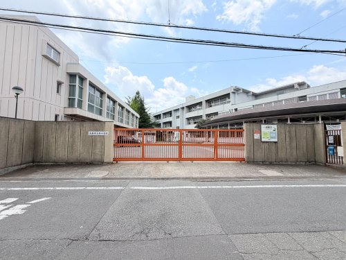 小学校　箕面市立南小学校（小学校）まで456m