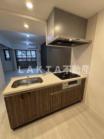 スプランディッド新大阪VIIのキッチン写真