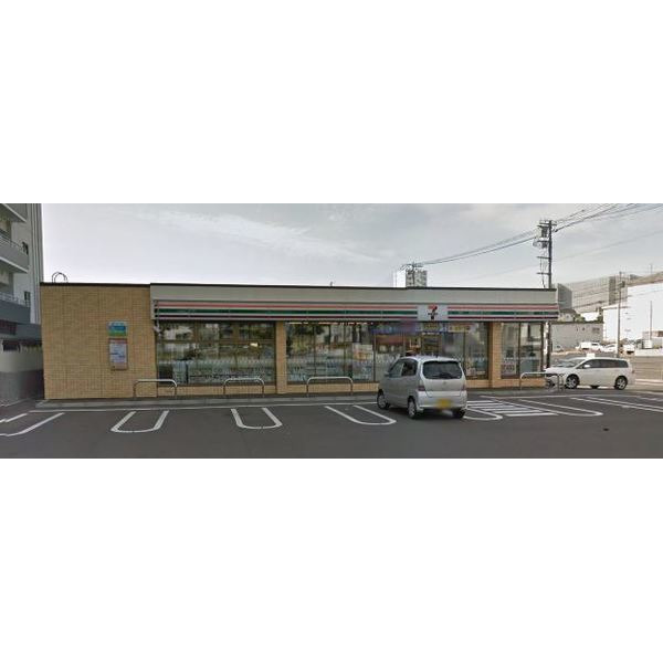 コンビニ　セブンイレブン札幌厚別中央５条店（コンビニ）まで363m