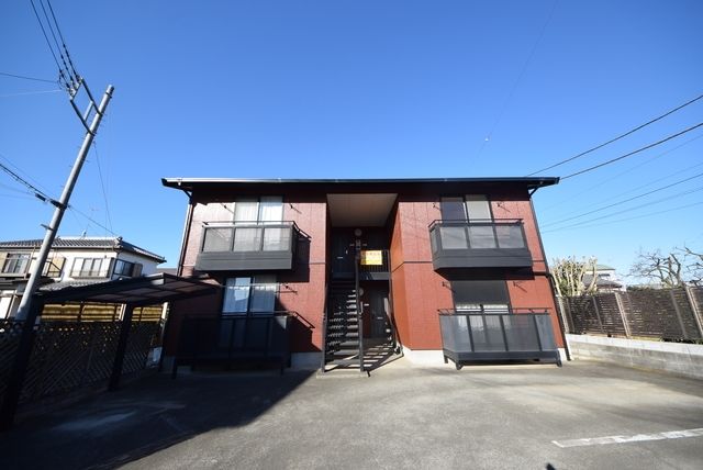 ＪＲ宇都宮線 新白岡駅 徒歩13分 2階建 築28年の外観写真