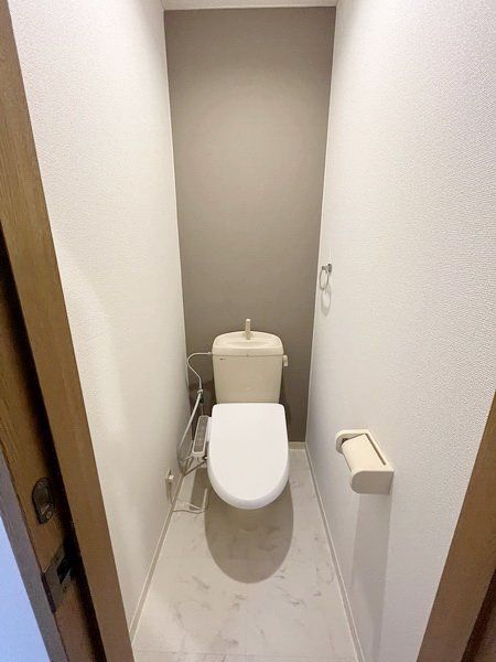 ＪＲ宇都宮線 新白岡駅 徒歩13分 2階建 築28年のトイレ写真