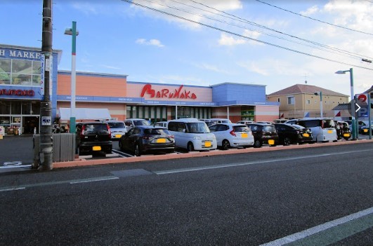 スーパー　マルナカ早島店（スーパー）まで977m