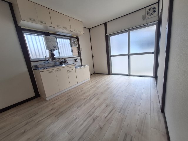 羽曳野市野々上1丁目貸家の居間写真