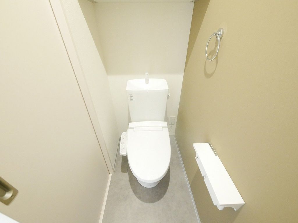 サンパレスマリン千里浜IIIのトイレ写真