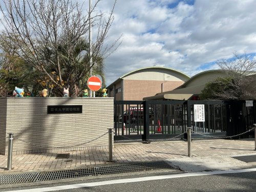 幼稚園・保育園　雲雀丘学園幼稚園（幼稚園・保育園）まで1439m
