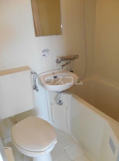 クリオ武蔵新城壱番館のトイレ写真