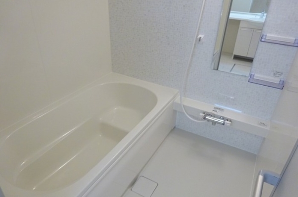 バス・シャワールーム　お風呂全体が乾燥機にもなります。湿気や急なお洗濯にも大活躍