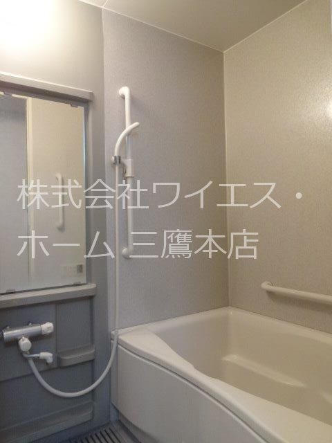 バス・シャワールーム　浴室