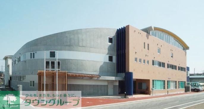 幼稚園・保育園　いずみ幼稚園（幼稚園・保育園）まで490m