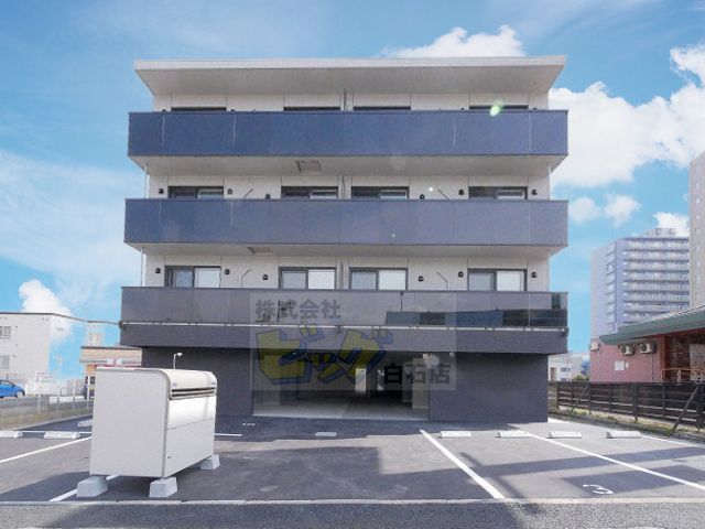 建物外観　Ｗｉ－Ｆｉ付きネット無料採用の３ＬＤＫマンションです♪