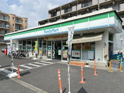 コンビニ　ファミリーマート サンズ新吉田店（コンビニ）まで172m