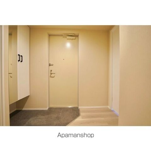 札幌市電 西線１４条駅 徒歩3分 4階建 築3年の玄関写真