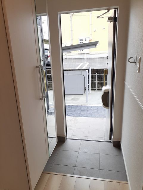 玄関