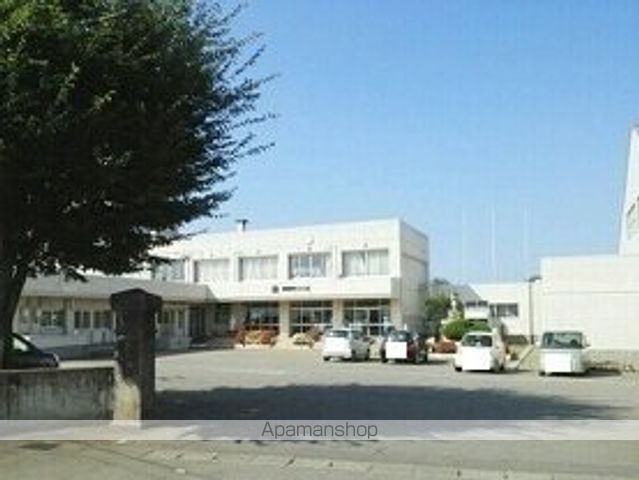 小学校　関原小学校（小学校）まで420m