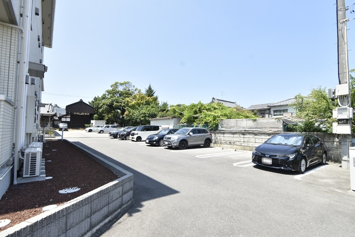 駐車場　駐車場(2)