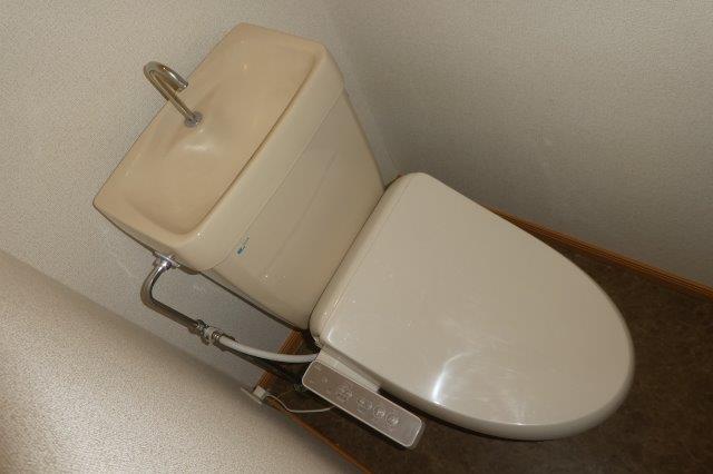 トイレ　ウォシュレット