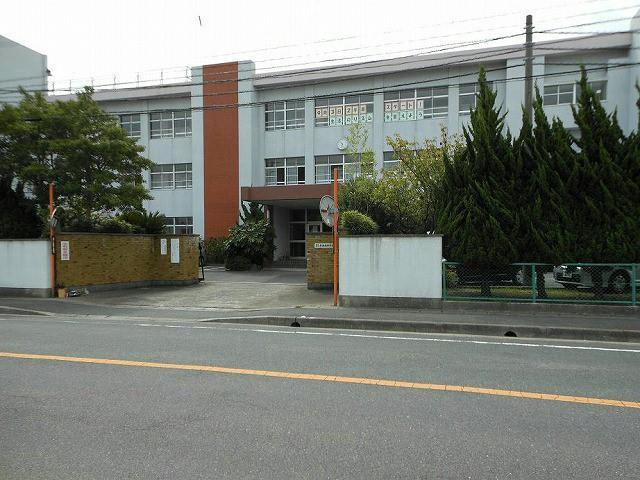 中学校　水巻町立水巻南中学校（中学校）まで1180m