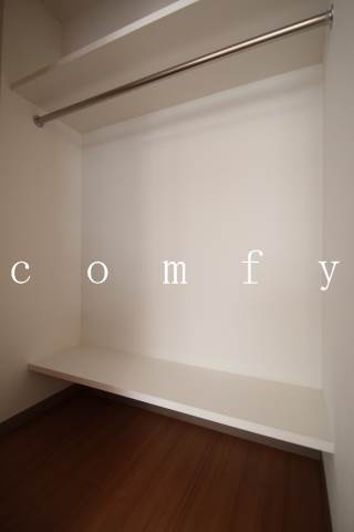 収納　収納力のあるウォークインクローゼット