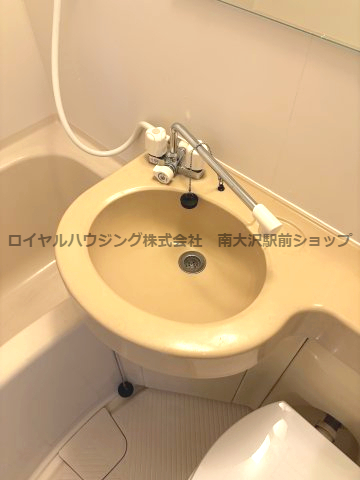 洗面設備　※101参考写真