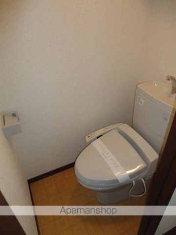 ＪＲ中央線 御茶ノ水駅 徒歩7分 9階建 築21年のトイレ写真
