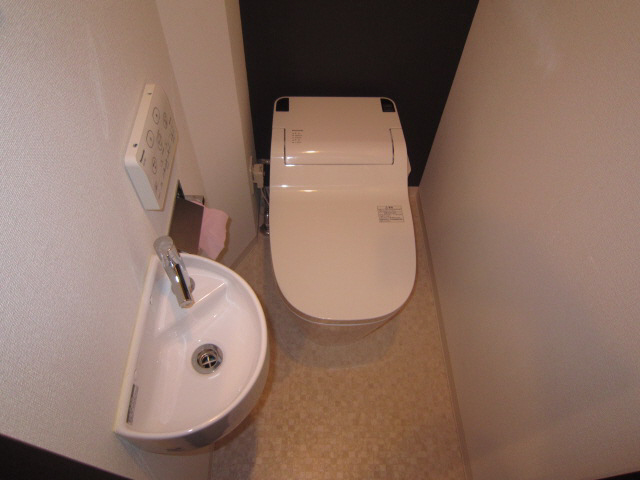 グルーブ神戸ハーバーアリーナのトイレ写真