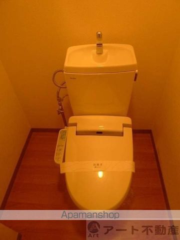 ＪＲ予讃線 伊予和気駅 徒歩15分 2階建 築23年のトイレ写真