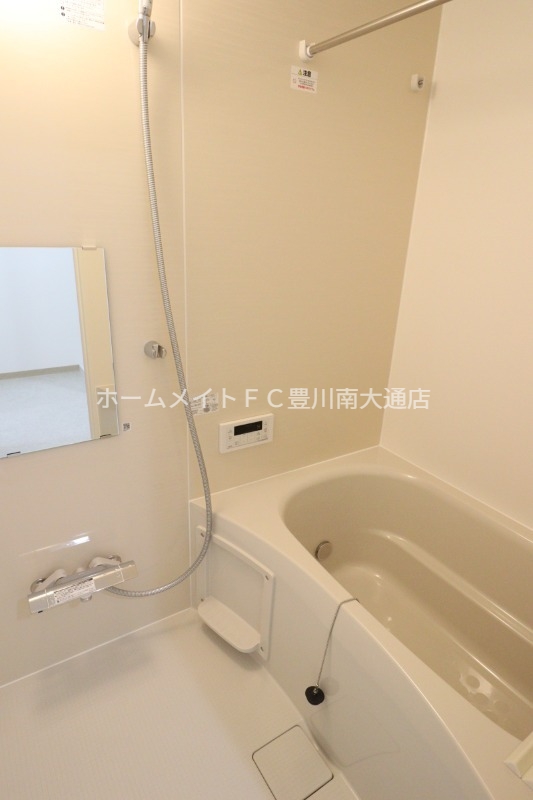 バス・シャワールーム　同型別部屋写真