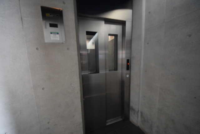 京王線 千歳烏山駅 徒歩4分 13階建 築19年の外観写真