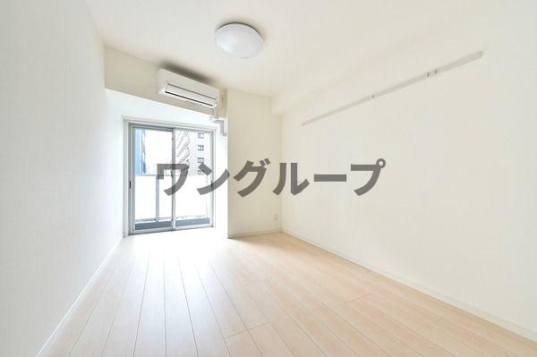 アイルプレミアム千駄木の居間写真