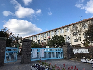 小学校　鹿児島市立玉江小学校（小学校）まで1206m