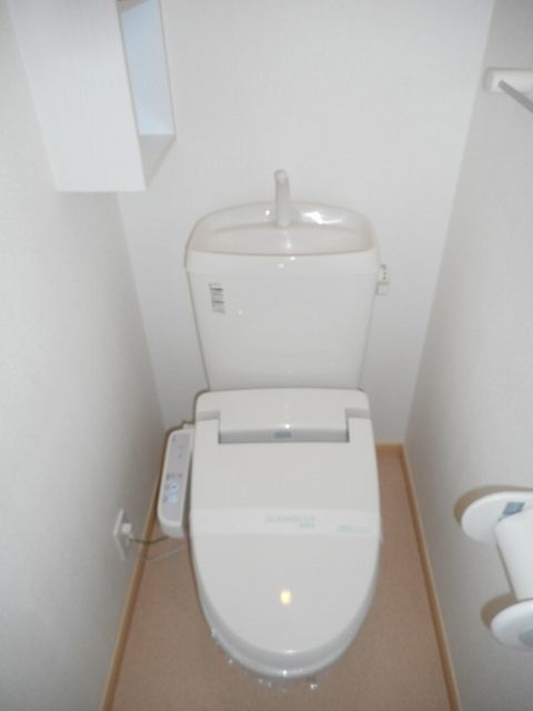 ＪＲ中央線 武蔵境駅 徒歩12分 2階建 築17年のトイレ写真