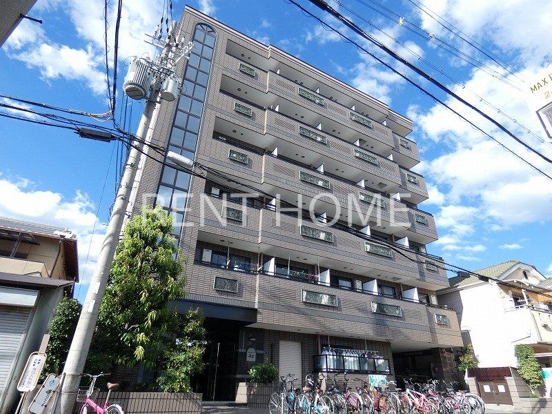 建物外観　鉄骨造6階建てマンションです
