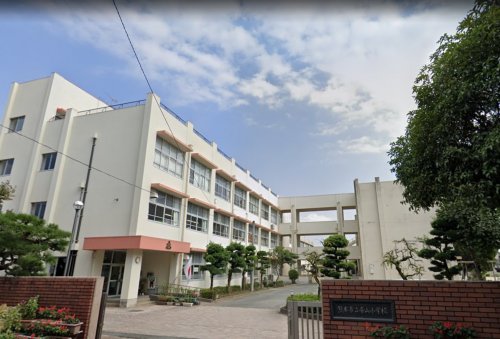 小学校　熊本市立帯山小学校（小学校）まで367m