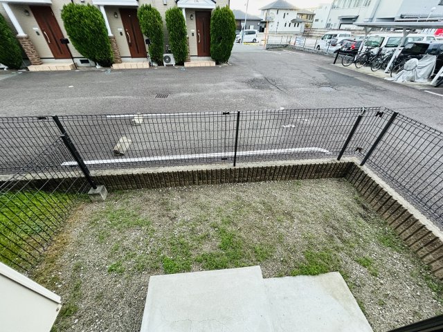 庭　お庭が付いています
