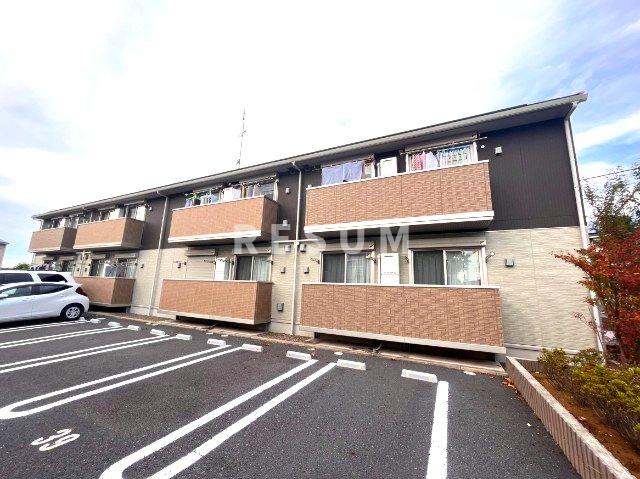 ＪＲ総武線 千葉駅 バス乗車時間：15分 最寄りバス停で下車 徒歩4分 築13年