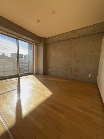 眺望　※写真は同じマンションの違う部屋のものになります。