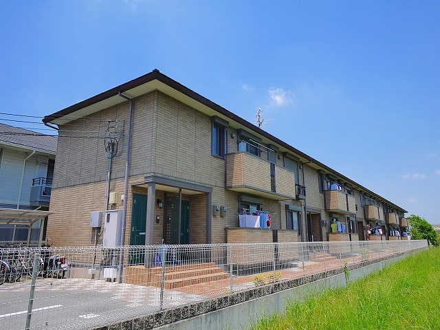 建物外観　外観は落ち着いています